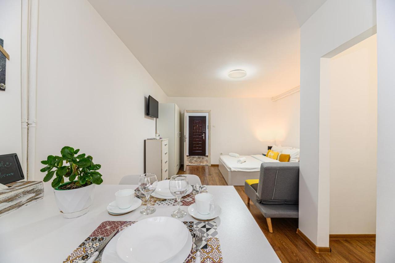Jad - Family - Apartments & Studios Brasov Exterior photo